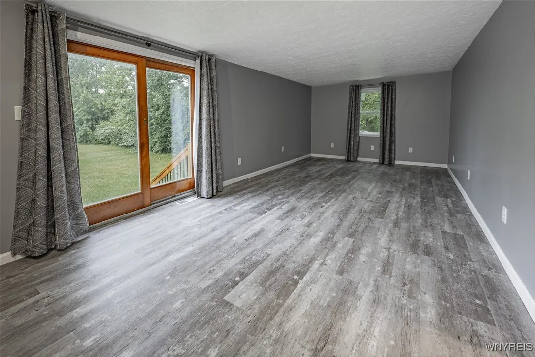 7211 Packard Road, Niagara, New York 14304, Niagara, New York 14304, 4 Bedrooms Bedrooms, 7 Rooms Rooms,1 BathroomBathrooms,Residential,Closed,7211 Packard Road, Niagara, New York 14304,0,B1632400