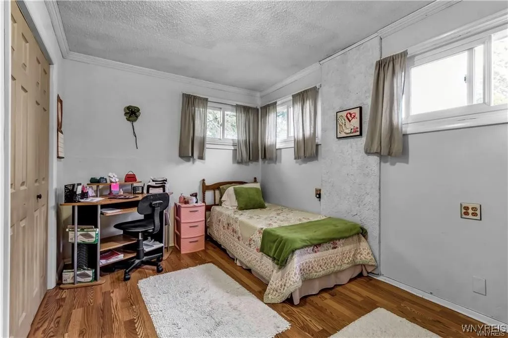 8420 Northfield Road, Clarence, New York 14032, Clarence, New York 14032, 3 Bedrooms Bedrooms, 8 Rooms Rooms,1 BathroomBathrooms,Residential,For Sale,8420 Northfield Road, Clarence, New York 14032,B1632629