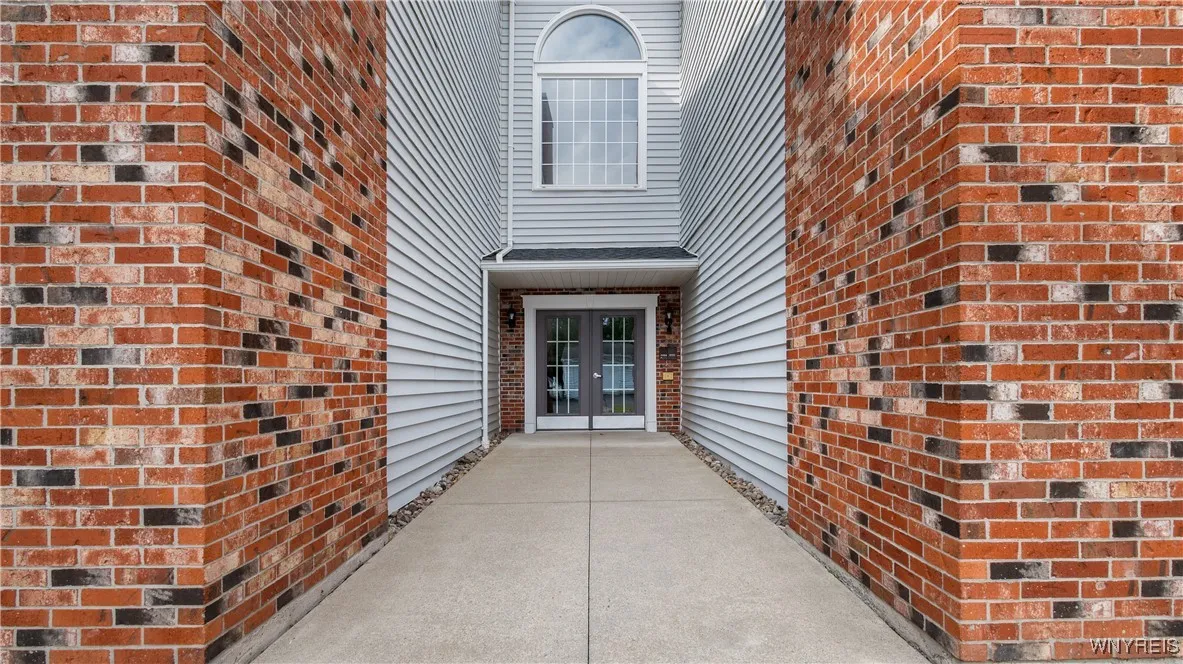 1175 Youngs Road, Amherst, New York 14221, Amherst, New York 14221, 2 Bedrooms Bedrooms, 5 Rooms Rooms,2 BathroomsBathrooms,Residential Lease,Closed,1175 Youngs Road, Amherst, New York 14221,0,B1632668