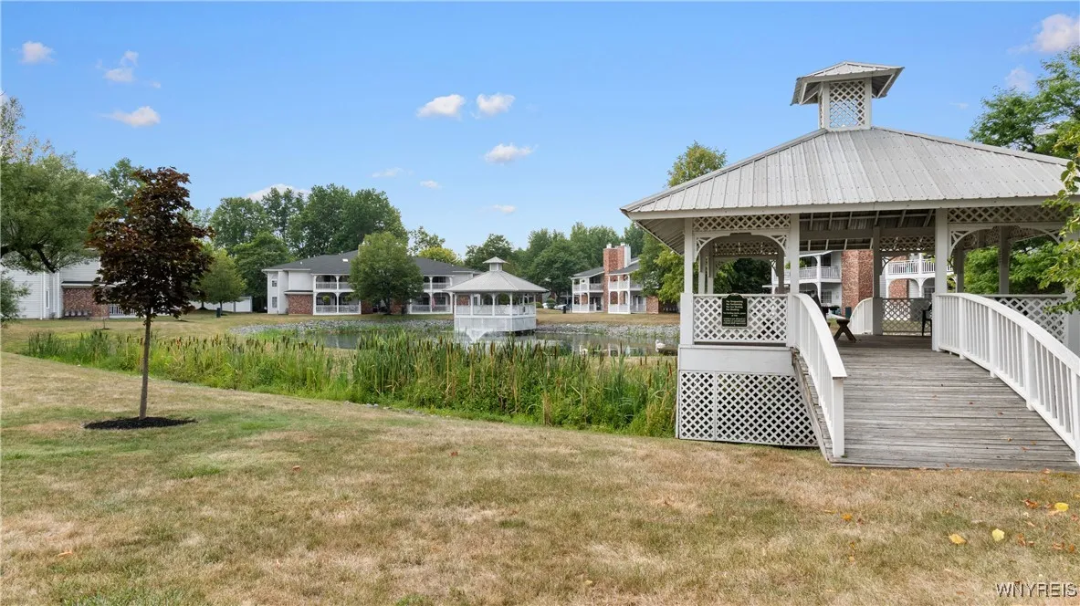 1175 Youngs Road, Amherst, New York 14221, Amherst, New York 14221, 2 Bedrooms Bedrooms, 5 Rooms Rooms,2 BathroomsBathrooms,Residential Lease,Closed,1175 Youngs Road, Amherst, New York 14221,0,B1632668