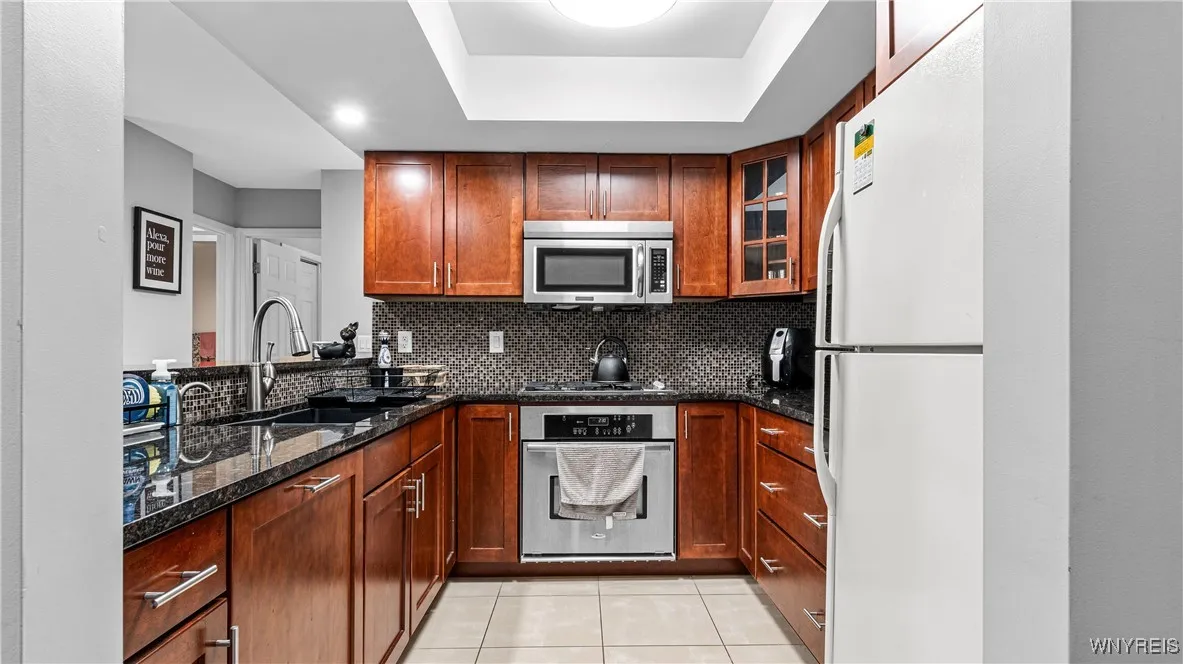 1175 Youngs Road, Amherst, New York 14221, Amherst, New York 14221, 2 Bedrooms Bedrooms, 5 Rooms Rooms,2 BathroomsBathrooms,Residential Lease,Closed,1175 Youngs Road, Amherst, New York 14221,0,B1632668