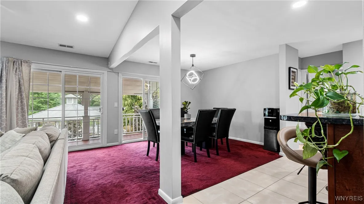 1175 Youngs Road, Amherst, New York 14221, Amherst, New York 14221, 2 Bedrooms Bedrooms, 5 Rooms Rooms,2 BathroomsBathrooms,Residential Lease,Closed,1175 Youngs Road, Amherst, New York 14221,0,B1632668