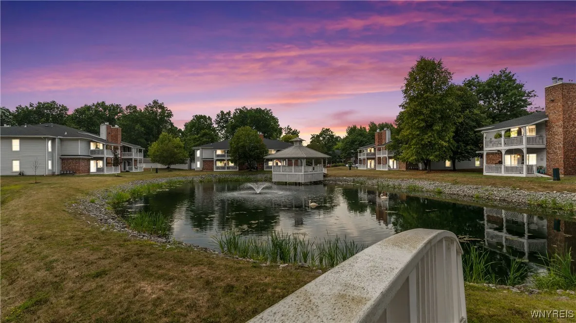 1175 Youngs Road, Amherst, New York 14221, Amherst, New York 14221, 2 Bedrooms Bedrooms, 5 Rooms Rooms,2 BathroomsBathrooms,Residential Lease,Closed,1175 Youngs Road, Amherst, New York 14221,0,B1632668