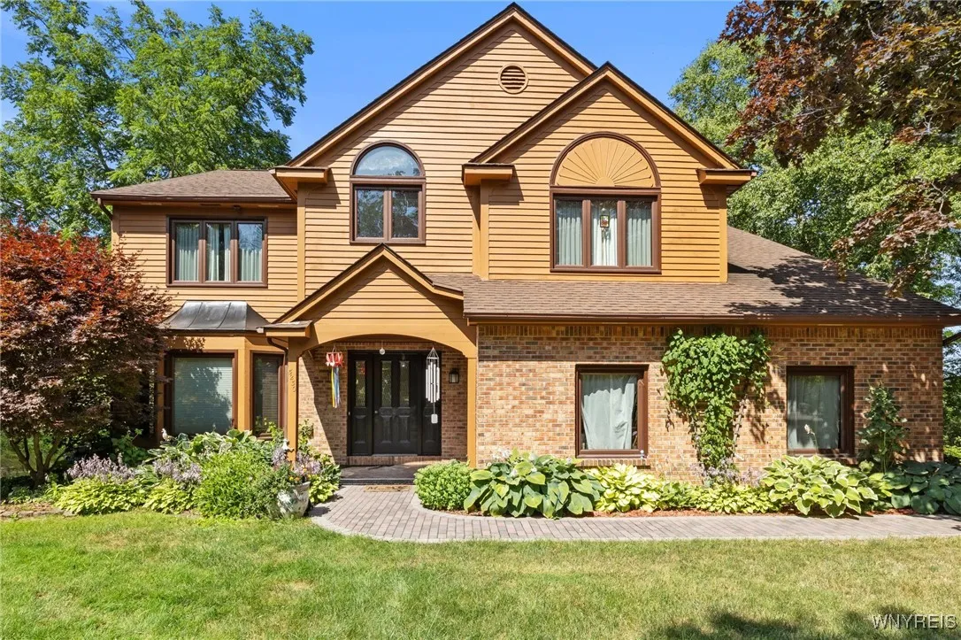 5230 South Freeman Road, Orchard Park, New York 14, Orchard Park, New York 14127, 4 Bedrooms Bedrooms, 8 Rooms Rooms,2 BathroomsBathrooms,Residential,For Sale,5230 South Freeman Road, Orchard Park, New York 14,B1629671