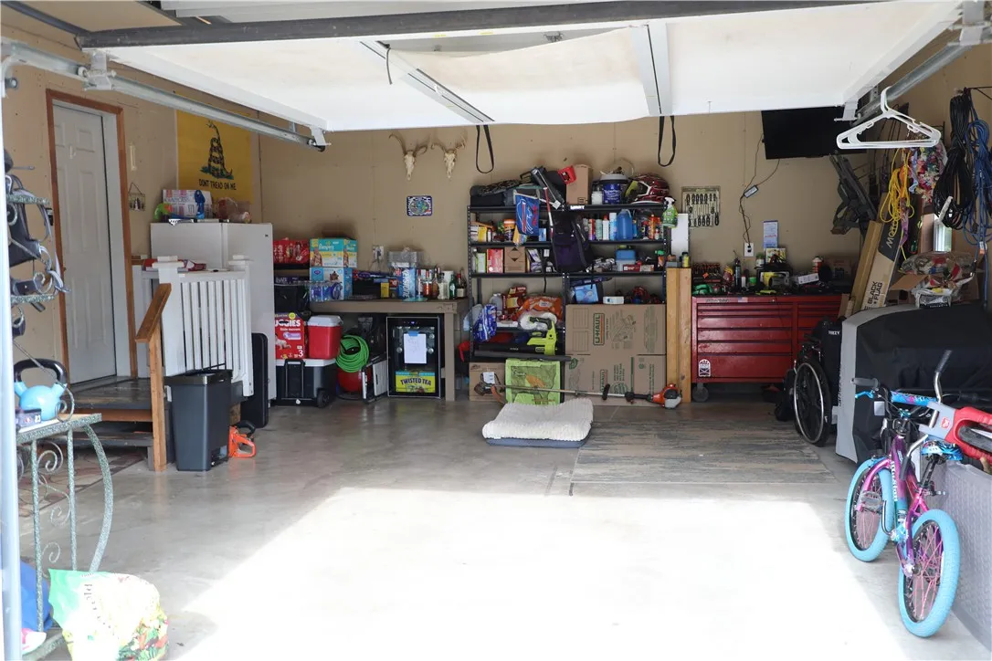 7422 Robinson Road, Throop, New York 13021, Throop, New York 13021, 3 Bedrooms Bedrooms, 7 Rooms Rooms,1 BathroomBathrooms,Residential,Closed,7422 Robinson Road, Throop, New York 13021,0,R1632367