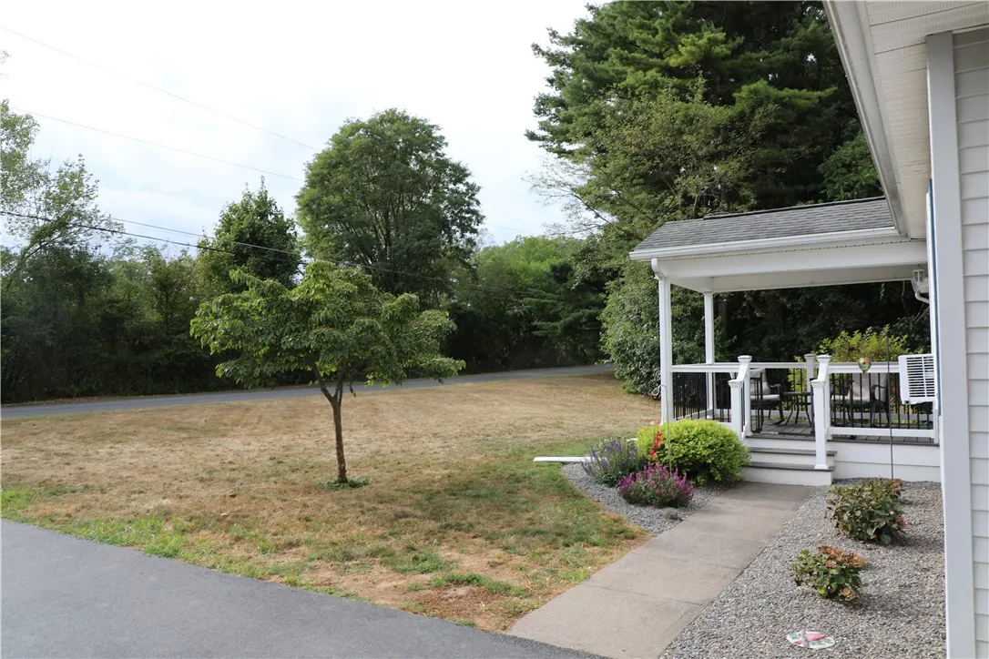 7422 Robinson Road, Throop, New York 13021, Throop, New York 13021, 3 Bedrooms Bedrooms, 7 Rooms Rooms,1 BathroomBathrooms,Residential,Closed,7422 Robinson Road, Throop, New York 13021,0,R1632367