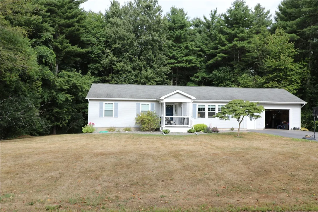 7422 Robinson Road, Throop, New York 13021, Throop, New York 13021, 3 Bedrooms Bedrooms, 7 Rooms Rooms,1 BathroomBathrooms,Residential,Closed,7422 Robinson Road, Throop, New York 13021,0,R1632367