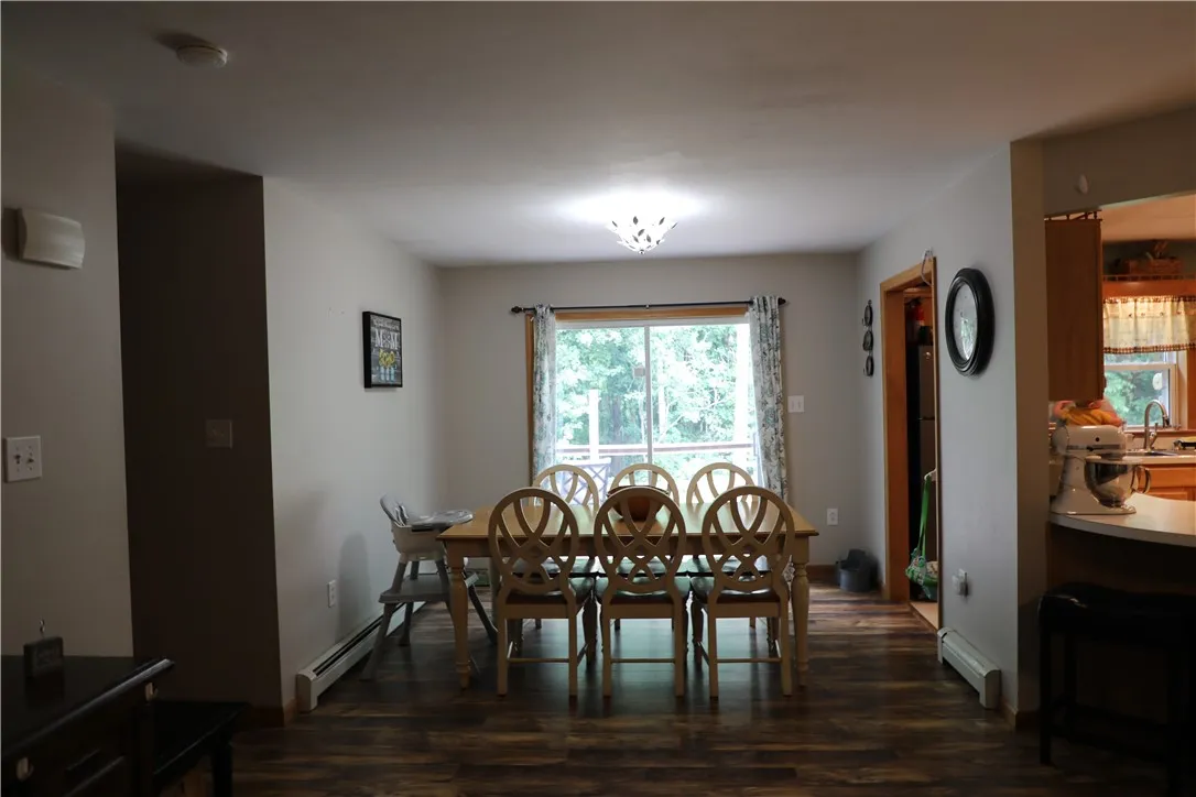 7422 Robinson Road, Throop, New York 13021, Throop, New York 13021, 3 Bedrooms Bedrooms, 7 Rooms Rooms,1 BathroomBathrooms,Residential,Closed,7422 Robinson Road, Throop, New York 13021,0,R1632367