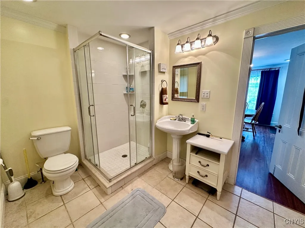 175 East 4th Street, Oswego, New York 13126, Oswego, New York 13126, 4 Bedrooms Bedrooms, 8 Rooms Rooms,2 BathroomsBathrooms,Residential,Closed,175 East 4th Street, Oswego, New York 13126,0,S1632672