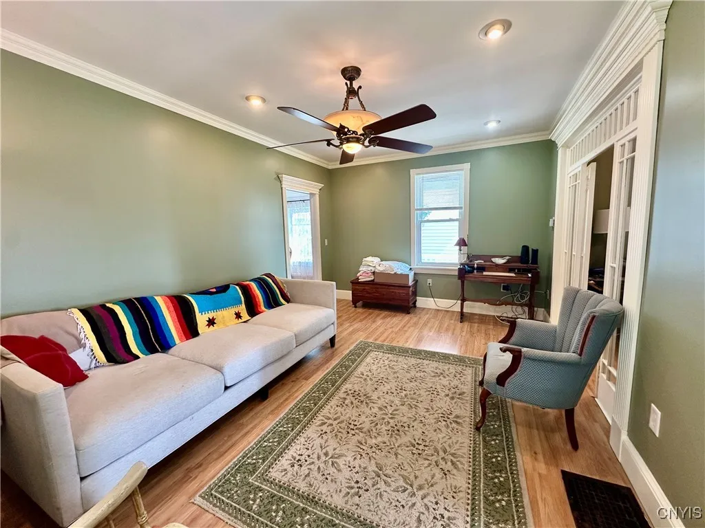 175 East 4th Street, Oswego, New York 13126, Oswego, New York 13126, 4 Bedrooms Bedrooms, 8 Rooms Rooms,2 BathroomsBathrooms,Residential,Closed,175 East 4th Street, Oswego, New York 13126,0,S1632672