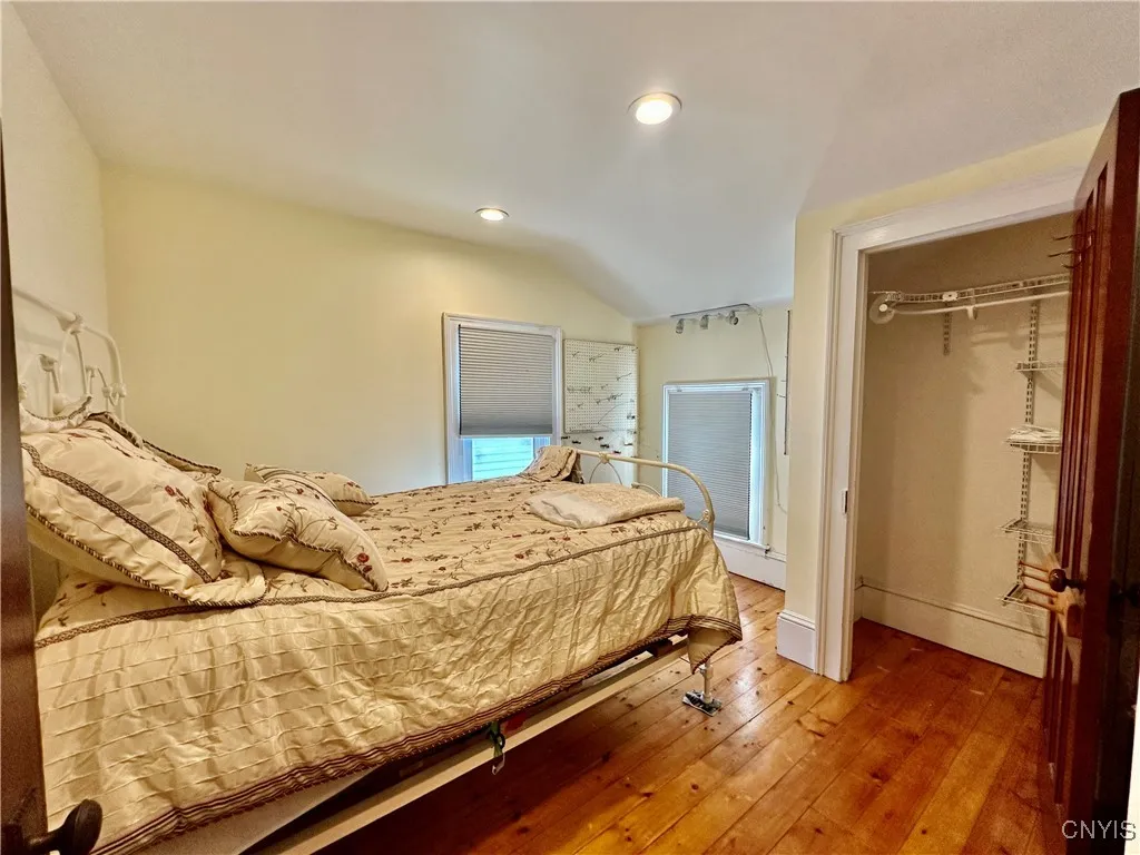 175 East 4th Street, Oswego, New York 13126, Oswego, New York 13126, 4 Bedrooms Bedrooms, 8 Rooms Rooms,2 BathroomsBathrooms,Residential,Closed,175 East 4th Street, Oswego, New York 13126,0,S1632672