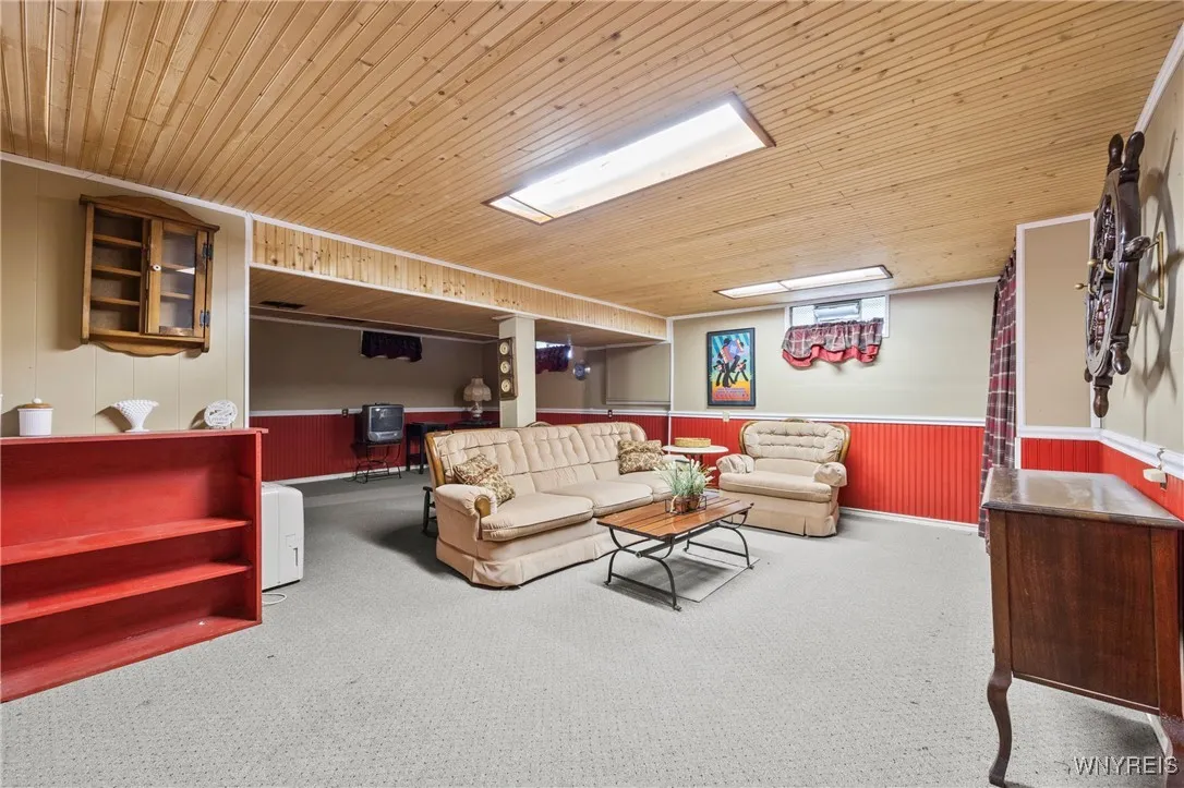 99 Maryon Drive, West Seneca, New York 14220, West Seneca, New York 14220, 3 Bedrooms Bedrooms, 6 Rooms Rooms,1 BathroomBathrooms,Residential,For Sale,99 Maryon Drive, West Seneca, New York 14220,B1632669