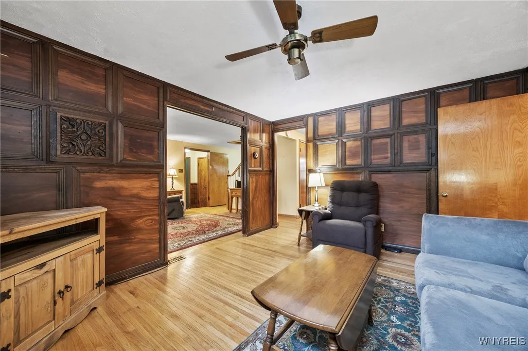 99 Maryon Drive, West Seneca, New York 14220, West Seneca, New York 14220, 3 Bedrooms Bedrooms, 6 Rooms Rooms,1 BathroomBathrooms,Residential,For Sale,99 Maryon Drive, West Seneca, New York 14220,B1632669