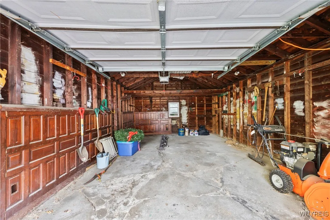 99 Maryon Drive, West Seneca, New York 14220, West Seneca, New York 14220, 3 Bedrooms Bedrooms, 6 Rooms Rooms,1 BathroomBathrooms,Residential,For Sale,99 Maryon Drive, West Seneca, New York 14220,B1632669