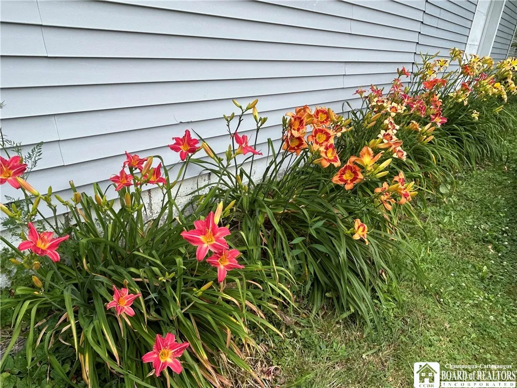 12377 Pennsylvania Avenue, Sheridan, New York 1413, Sheridan, New York 14136, 4 Bedrooms Bedrooms, 7 Rooms Rooms,2 BathroomsBathrooms,Residential,Closed,12377 Pennsylvania Avenue, Sheridan, New York 1413,0,R1611067