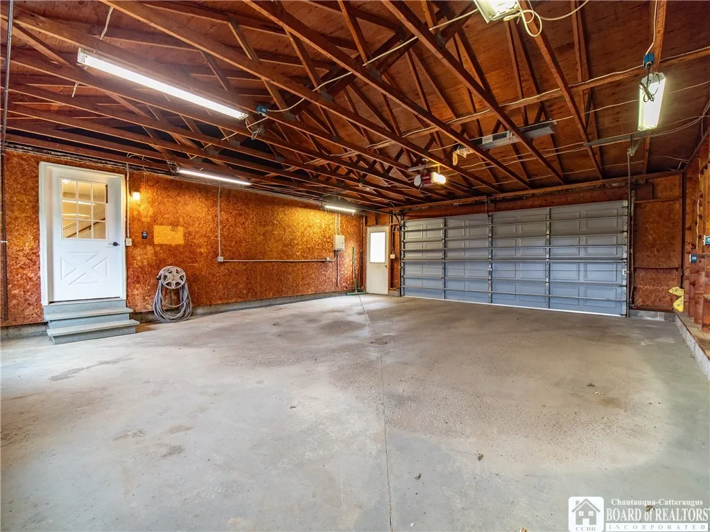 12377 Pennsylvania Avenue, Sheridan, New York 1413, Sheridan, New York 14136, 4 Bedrooms Bedrooms, 7 Rooms Rooms,2 BathroomsBathrooms,Residential,Closed,12377 Pennsylvania Avenue, Sheridan, New York 1413,0,R1611067