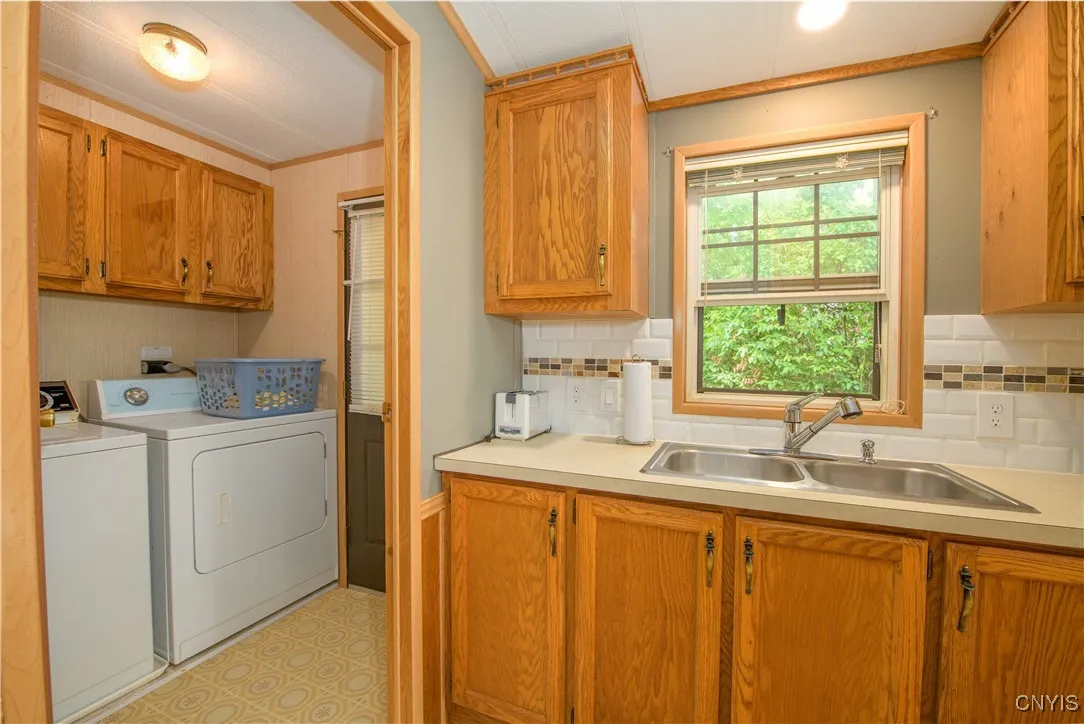 70 Fire Lane 10a, Scipio, New York 13118, Scipio, New York 13118, 3 Bedrooms Bedrooms, 7 Rooms Rooms,1 BathroomBathrooms,Residential Lease,For Rent,70 Fire Lane 10a, Scipio, New York 13118,S1631787