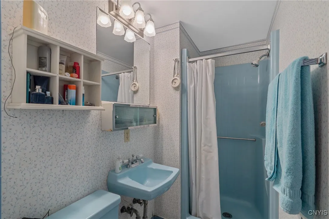 46 Burden Drive, Oswego, New York 13126, Oswego, New York 13126, 4 Bedrooms Bedrooms, 10 Rooms Rooms,2 BathroomsBathrooms,Residential,For Sale,46 Burden Drive, Oswego, New York 13126,S1630930