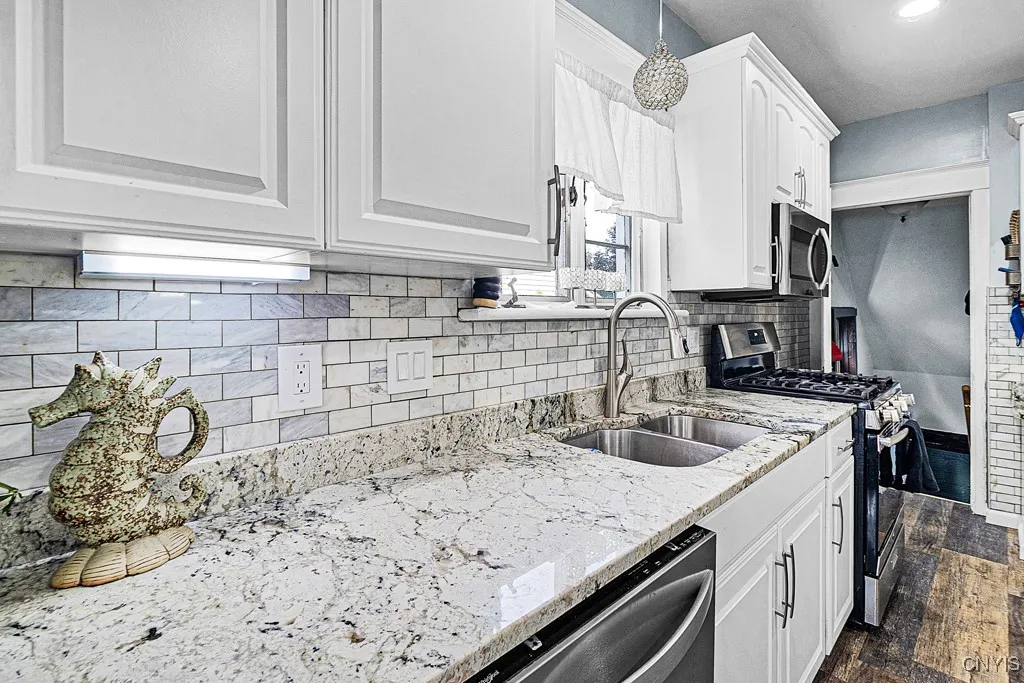 1614 Harrison Avenue, Utica, New York 13501, Utica, New York 13501, 3 Bedrooms Bedrooms, 8 Rooms Rooms,2 BathroomsBathrooms,Residential,For Sale,1614 Harrison Avenue, Utica, New York 13501,S1631007