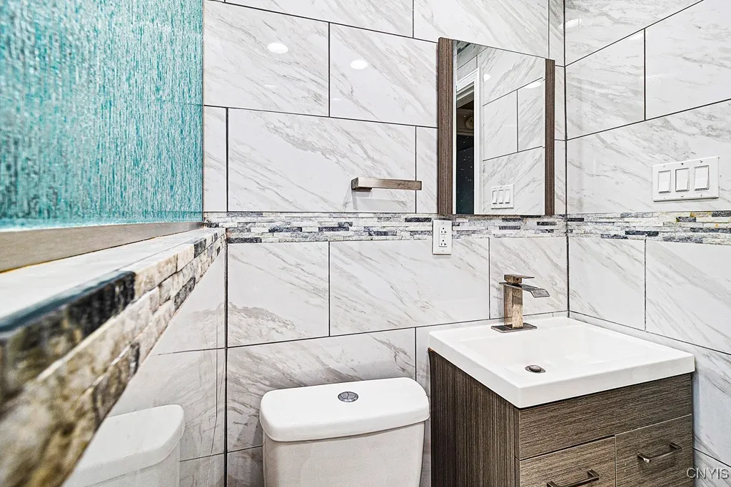 1614 Harrison Avenue, Utica, New York 13501, Utica, New York 13501, 3 Bedrooms Bedrooms, 8 Rooms Rooms,2 BathroomsBathrooms,Residential,Closed,1614 Harrison Avenue, Utica, New York 13501,0,S1631007