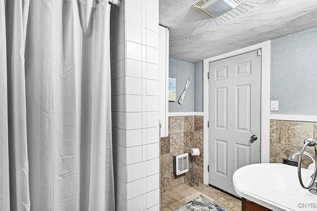 1614 Harrison Avenue, Utica, New York 13501, Utica, New York 13501, 3 Bedrooms Bedrooms, 8 Rooms Rooms,2 BathroomsBathrooms,Residential,Closed,1614 Harrison Avenue, Utica, New York 13501,0,S1631007