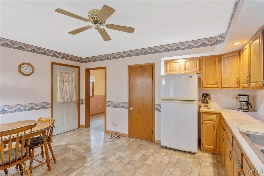 105 Avoca Street, Syracuse, New York 13204, Syracuse, New York 13204, 3 Bedrooms Bedrooms, 7 Rooms Rooms,1 BathroomBathrooms,Residential,For Sale,105 Avoca Street, Syracuse, New York 13204,S1632426