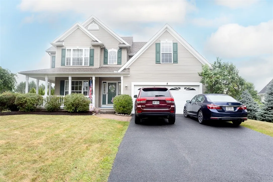 8 Westhampton, Geneseo, New York 14454, Geneseo, New York 14454, 4 Bedrooms Bedrooms, 7 Rooms Rooms,3 BathroomsBathrooms,Residential,For Sale,8 Westhampton, Geneseo, New York 14454,R1632067