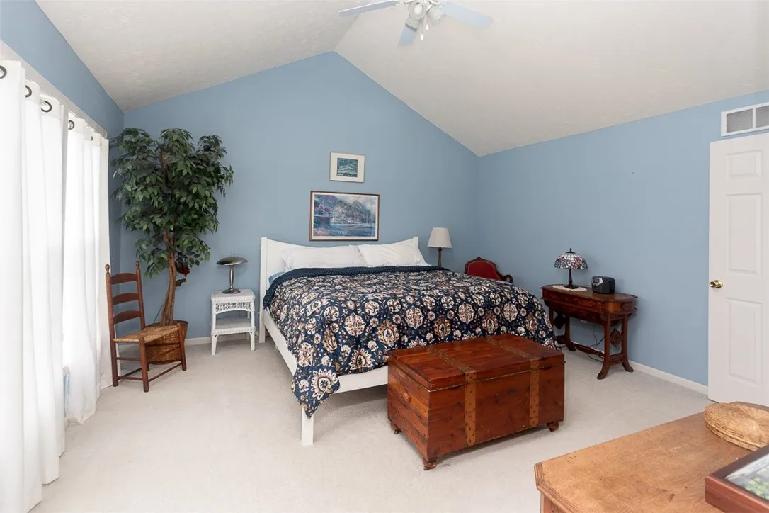 8 Westhampton, Geneseo, New York 14454, Geneseo, New York 14454, 4 Bedrooms Bedrooms, 7 Rooms Rooms,3 BathroomsBathrooms,Residential,For Sale,8 Westhampton, Geneseo, New York 14454,R1632067