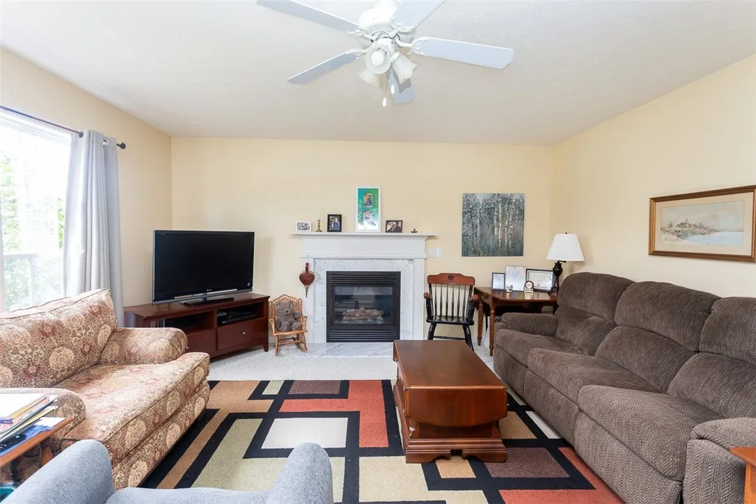 8 Westhampton, Geneseo, New York 14454, Geneseo, New York 14454, 4 Bedrooms Bedrooms, 7 Rooms Rooms,3 BathroomsBathrooms,Residential,For Sale,8 Westhampton, Geneseo, New York 14454,R1632067