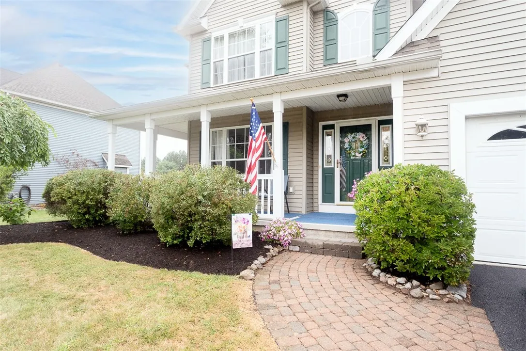 8 Westhampton, Geneseo, New York 14454, Geneseo, New York 14454, 4 Bedrooms Bedrooms, 7 Rooms Rooms,3 BathroomsBathrooms,Residential,For Sale,8 Westhampton, Geneseo, New York 14454,R1632067