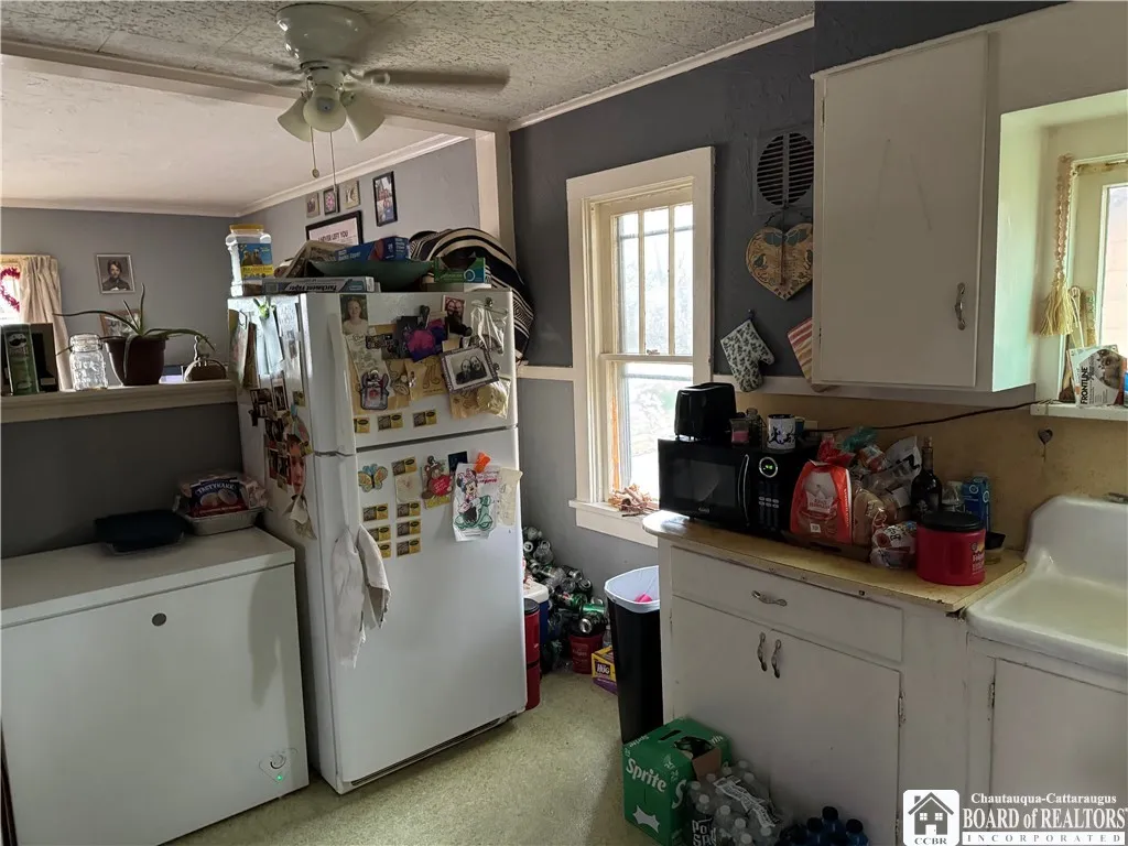 16 Pearl Avenue, Jamestown, New York 14701, Jamestown, New York 14701, 4 Bedrooms Bedrooms, ,2 BathroomsBathrooms,Residential,Closed,16 Pearl Avenue, Jamestown, New York 14701,0,R1632667