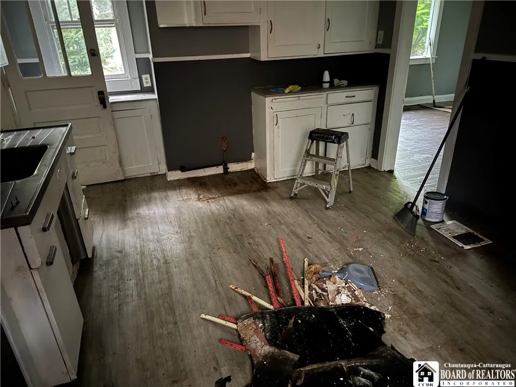 16 Pearl Avenue, Jamestown, New York 14701, Jamestown, New York 14701, 4 Bedrooms Bedrooms, ,2 BathroomsBathrooms,Residential,For Sale,16 Pearl Avenue, Jamestown, New York 14701,R1632667