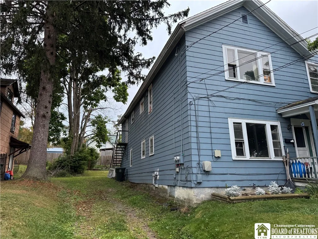 16 Pearl Avenue, Jamestown, New York 14701, Jamestown, New York 14701, 4 Bedrooms Bedrooms, ,2 BathroomsBathrooms,Residential,Closed,16 Pearl Avenue, Jamestown, New York 14701,0,R1632667