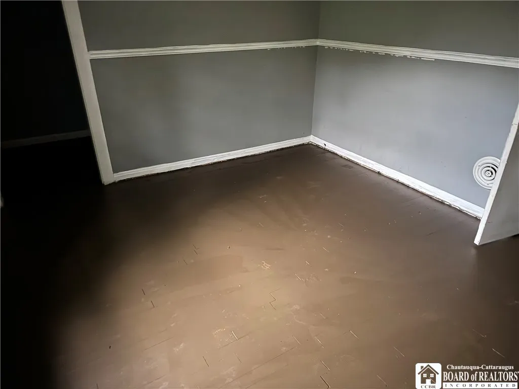 16 Pearl Avenue, Jamestown, New York 14701, Jamestown, New York 14701, 4 Bedrooms Bedrooms, ,2 BathroomsBathrooms,Residential,Closed,16 Pearl Avenue, Jamestown, New York 14701,0,R1632667