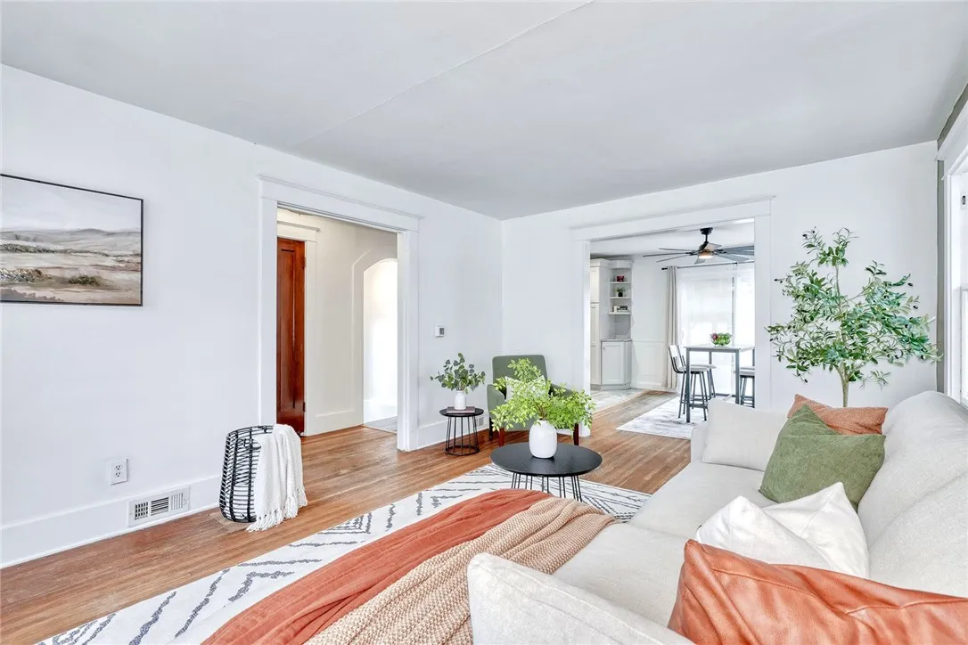 289 Merrill Street, Rochester, New York 14615, Rochester, New York 14615, 3 Bedrooms Bedrooms, 6 Rooms Rooms,1 BathroomBathrooms,Residential,For Sale,289 Merrill Street, Rochester, New York 14615,R1632525
