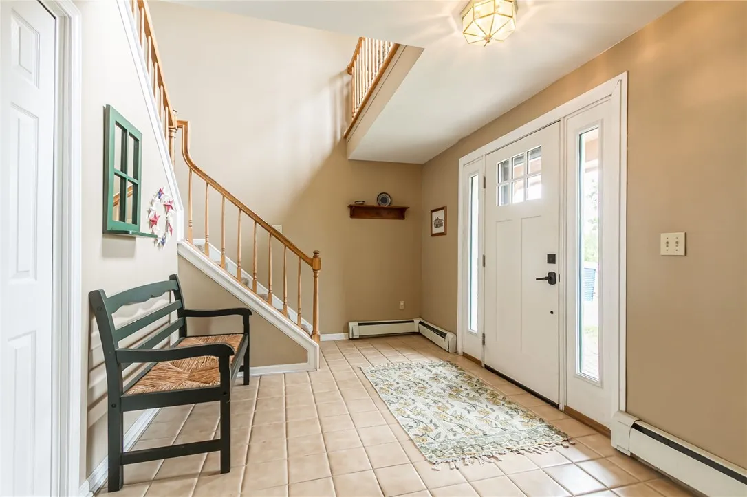 4 Old Meadow Court, Livonia, New York 14487, Livonia, New York 14487, 5 Bedrooms Bedrooms, 6 Rooms Rooms,3 BathroomsBathrooms,Residential,For Sale,4 Old Meadow Court, Livonia, New York 14487,R1632123