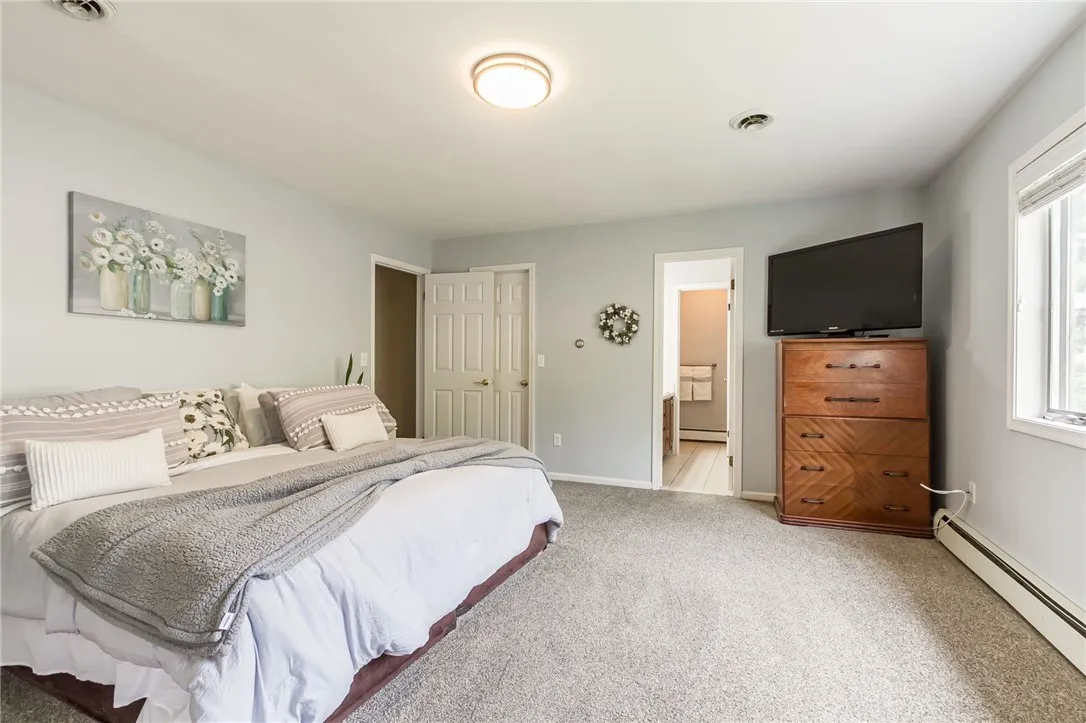 4 Old Meadow Court, Livonia, New York 14487, Livonia, New York 14487, 5 Bedrooms Bedrooms, 6 Rooms Rooms,3 BathroomsBathrooms,Residential,For Sale,4 Old Meadow Court, Livonia, New York 14487,R1632123