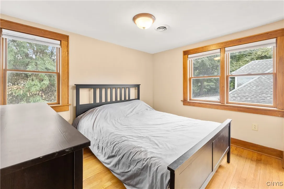 633 Park Avenue, Syracuse, New York 13204, Syracuse, New York 13204, 5 Bedrooms Bedrooms, ,3 BathroomsBathrooms,Residential,For Sale,633 Park Avenue, Syracuse, New York 13204,S1632324