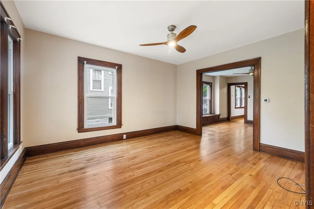 633 Park Avenue, Syracuse, New York 13204, Syracuse, New York 13204, 5 Bedrooms Bedrooms, ,3 BathroomsBathrooms,Residential,For Sale,633 Park Avenue, Syracuse, New York 13204,S1632324