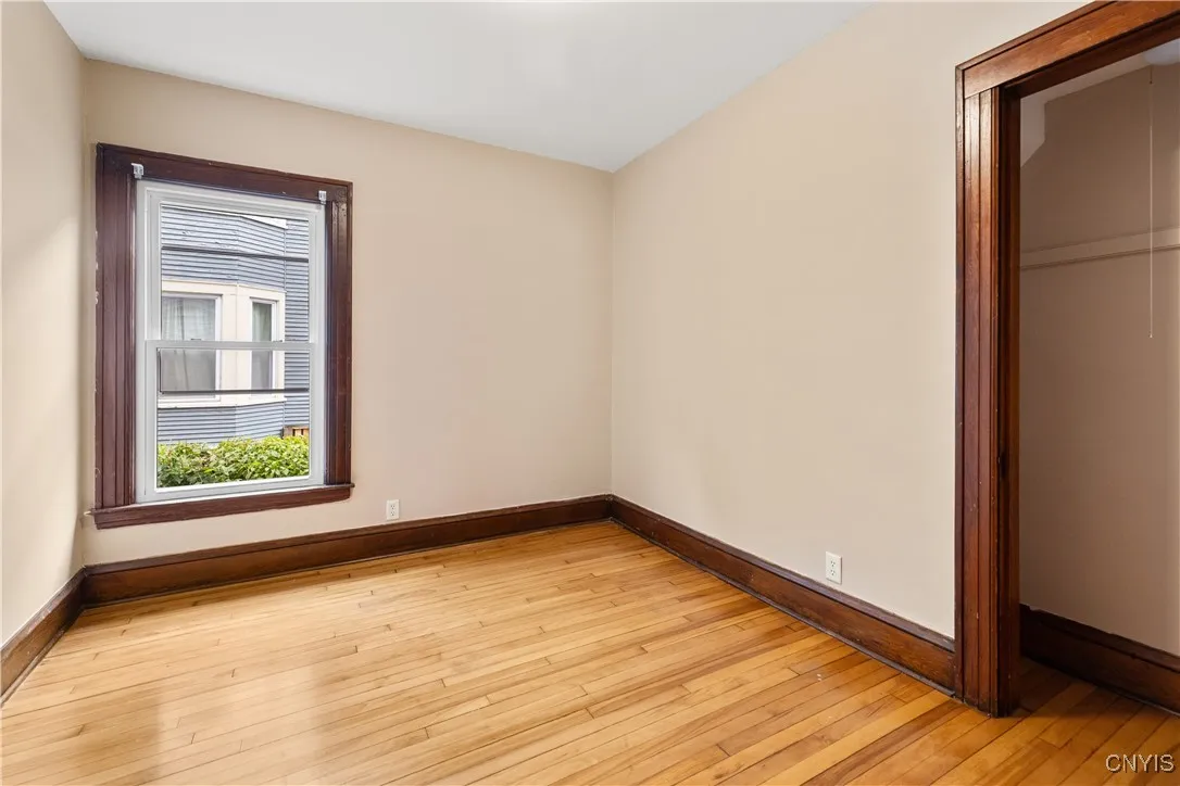 633 Park Avenue, Syracuse, New York 13204, Syracuse, New York 13204, 5 Bedrooms Bedrooms, ,3 BathroomsBathrooms,Residential,For Sale,633 Park Avenue, Syracuse, New York 13204,S1632324