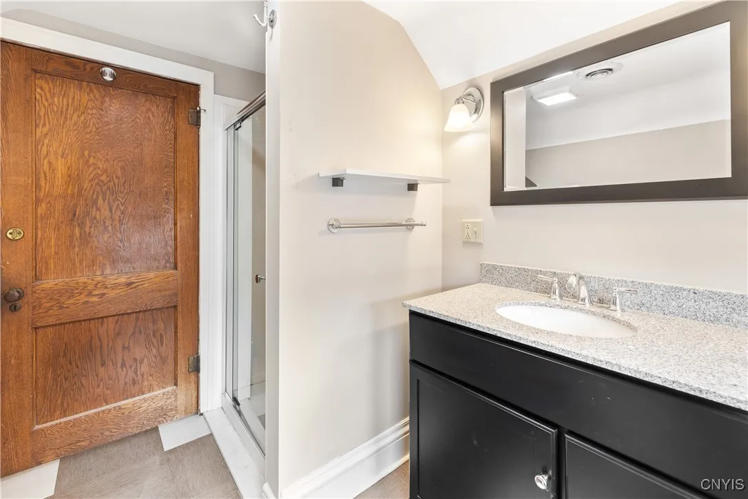 633 Park Avenue, Syracuse, New York 13204, Syracuse, New York 13204, 5 Bedrooms Bedrooms, ,3 BathroomsBathrooms,Residential,For Sale,633 Park Avenue, Syracuse, New York 13204,S1632324