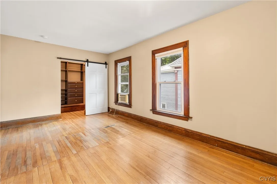 633 Park Avenue, Syracuse, New York 13204, Syracuse, New York 13204, 5 Bedrooms Bedrooms, ,3 BathroomsBathrooms,Residential,For Sale,633 Park Avenue, Syracuse, New York 13204,S1632324