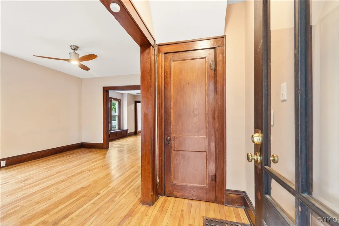 633 Park Avenue, Syracuse, New York 13204, Syracuse, New York 13204, 5 Bedrooms Bedrooms, ,3 BathroomsBathrooms,Residential,For Sale,633 Park Avenue, Syracuse, New York 13204,S1632324