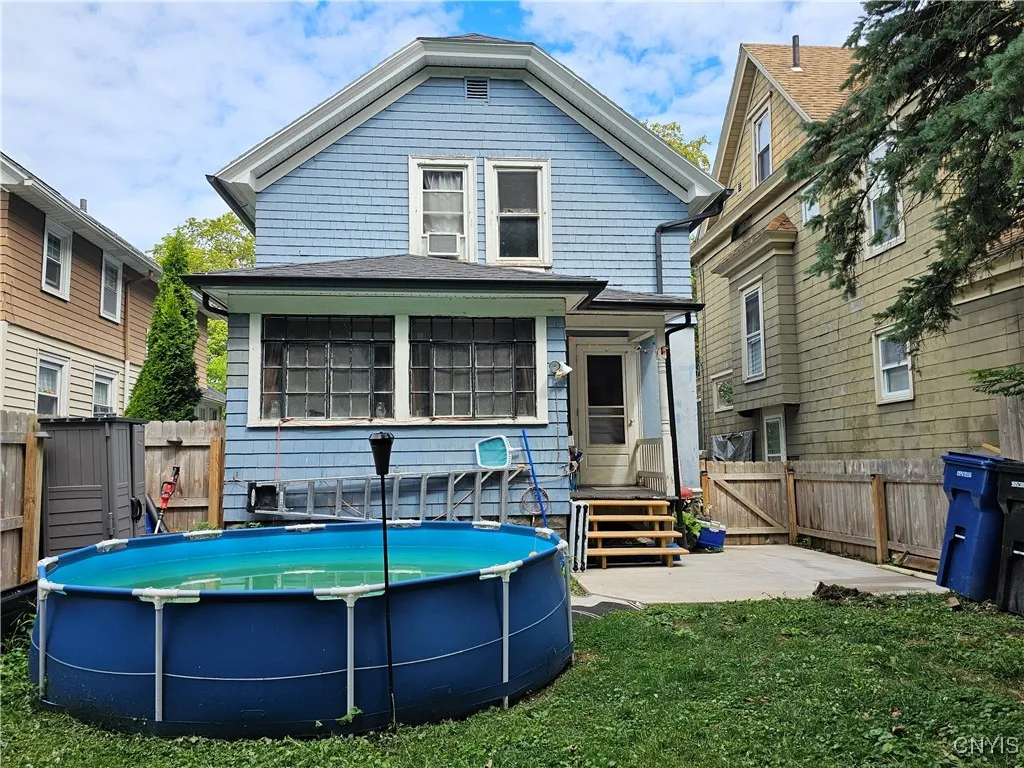 302 Melrose Avenue, Syracuse, New York 13206, Syracuse, New York 13206, 3 Bedrooms Bedrooms, 6 Rooms Rooms,1 BathroomBathrooms,Residential,For Sale,302 Melrose Avenue, Syracuse, New York 13206,S1627681