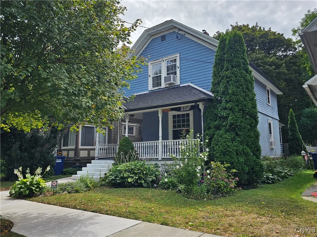 302 Melrose Avenue, Syracuse, New York 13206, Syracuse, New York 13206, 3 Bedrooms Bedrooms, 6 Rooms Rooms,1 BathroomBathrooms,Residential,For Sale,302 Melrose Avenue, Syracuse, New York 13206,S1627681