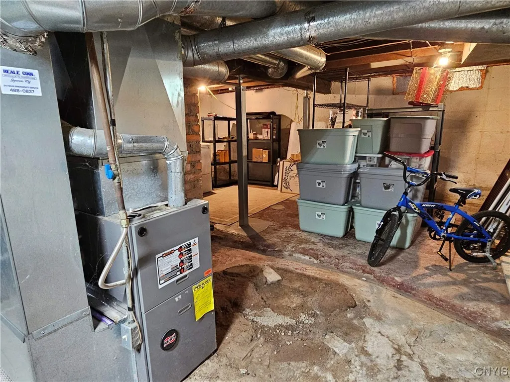302 Melrose Avenue, Syracuse, New York 13206, Syracuse, New York 13206, 3 Bedrooms Bedrooms, 6 Rooms Rooms,1 BathroomBathrooms,Residential,For Sale,302 Melrose Avenue, Syracuse, New York 13206,S1627681