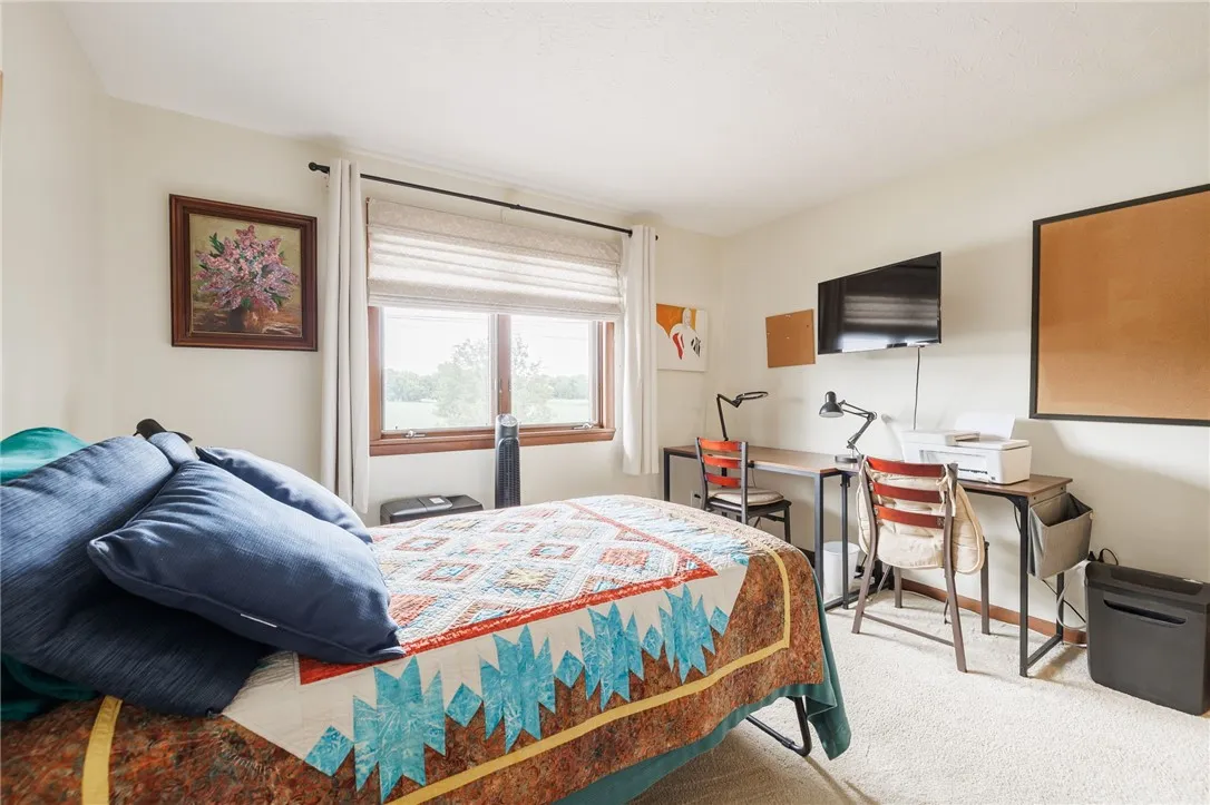 8 Treetop Dr, Perinton, New York 14450, Perinton, New York 14450, 2 Bedrooms Bedrooms, 5 Rooms Rooms,1 BathroomBathrooms,Residential,For Sale,8 Treetop Dr, Perinton, New York 14450,R1632328