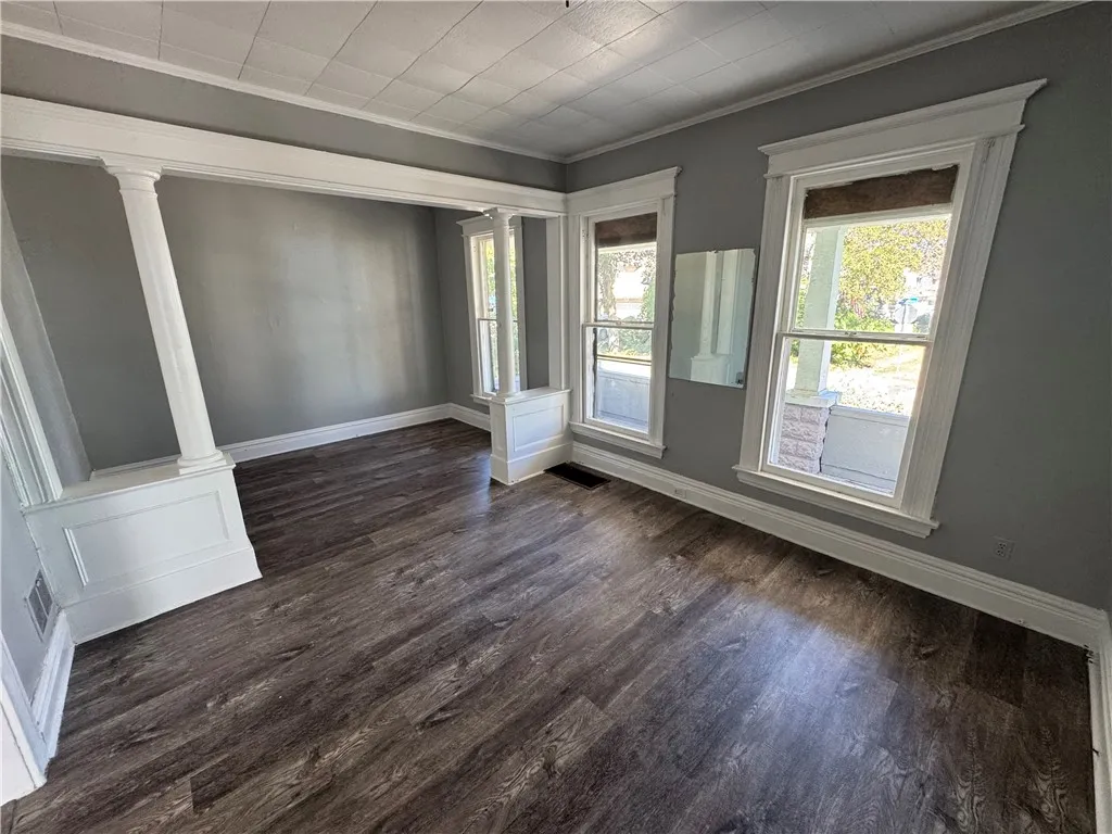 75 Van Stallen Street, Rochester, New York 14621, Rochester, New York 14621, 4 Bedrooms Bedrooms, 7 Rooms Rooms,2 BathroomsBathrooms,Residential,For Sale,75 Van Stallen Street, Rochester, New York 14621,R1632701
