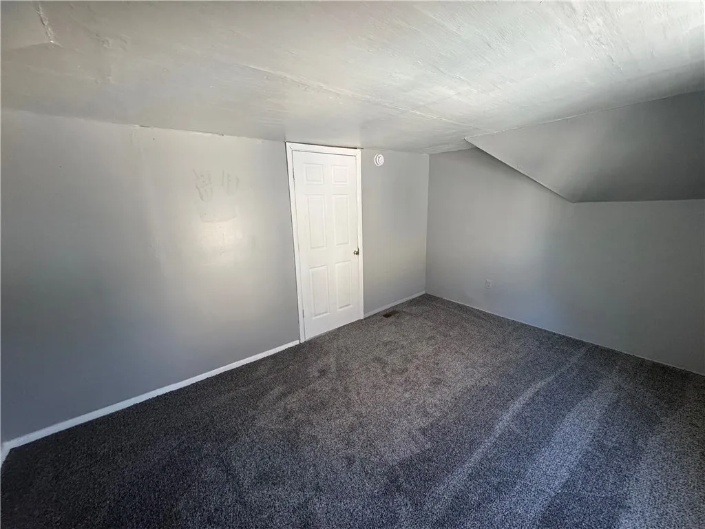 75 Van Stallen Street, Rochester, New York 14621, Rochester, New York 14621, 4 Bedrooms Bedrooms, 7 Rooms Rooms,2 BathroomsBathrooms,Residential,For Sale,75 Van Stallen Street, Rochester, New York 14621,R1632701