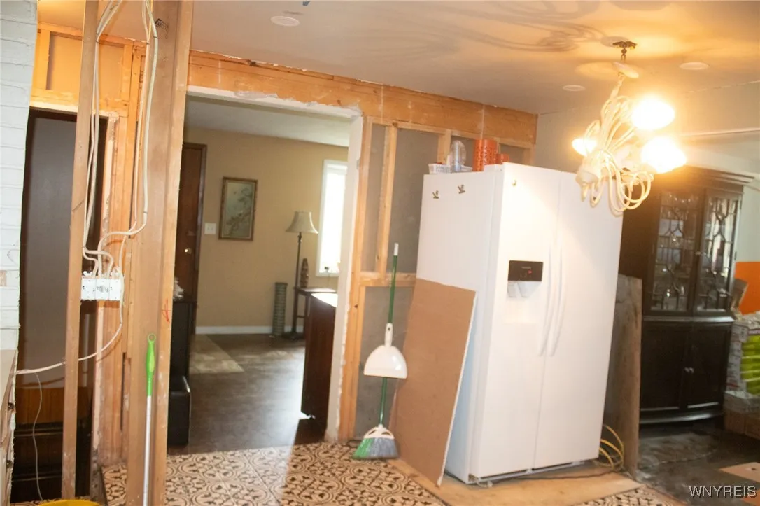 25 Oakwood Drive, Cheektowaga, New York 14227, Cheektowaga, New York 14227, 2 Bedrooms Bedrooms, 5 Rooms Rooms,1 BathroomBathrooms,Residential,For Sale,25 Oakwood Drive, Cheektowaga, New York 14227,B1632506